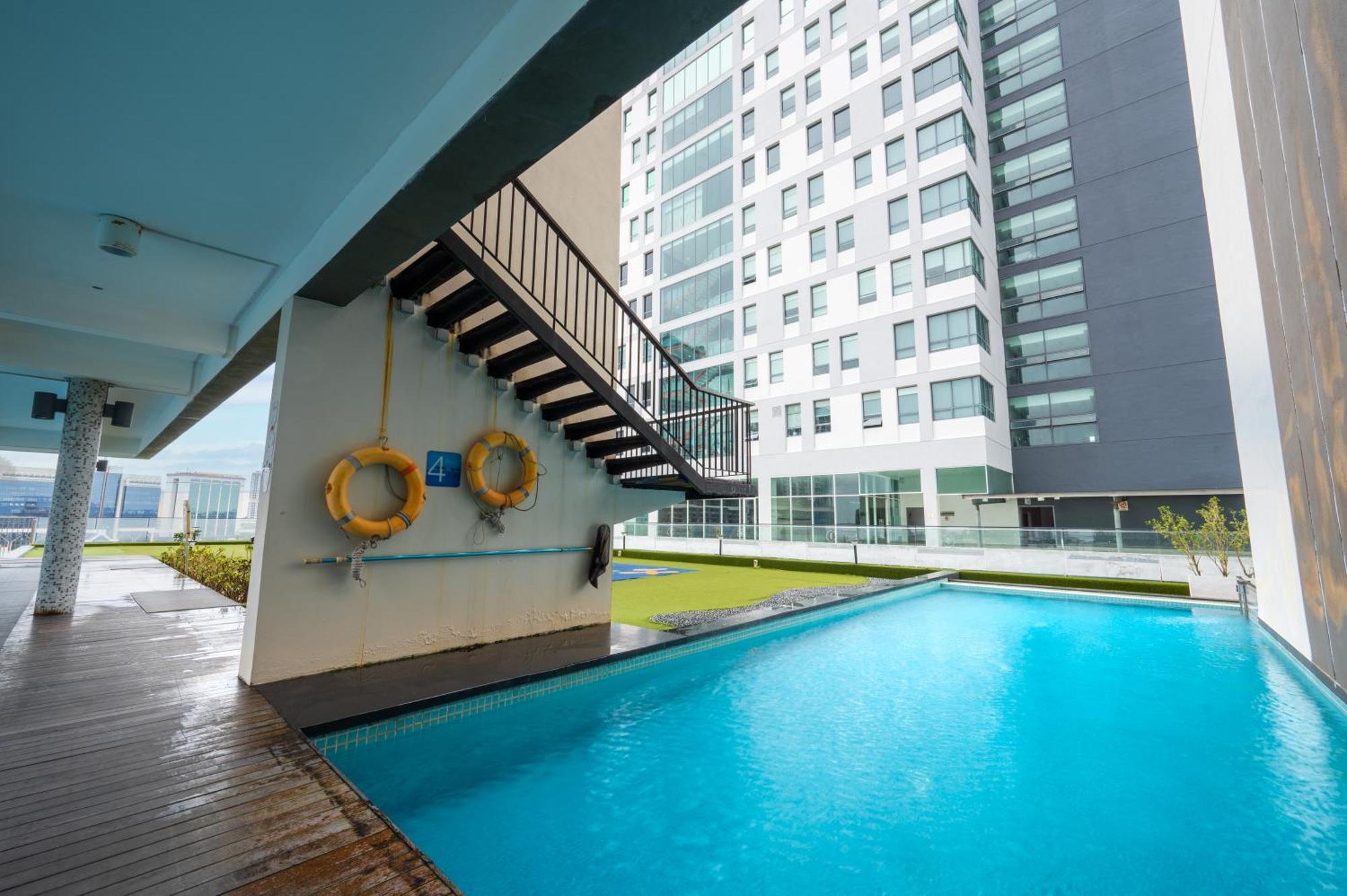 Greystone 99 Suites Malacca Exterior foto